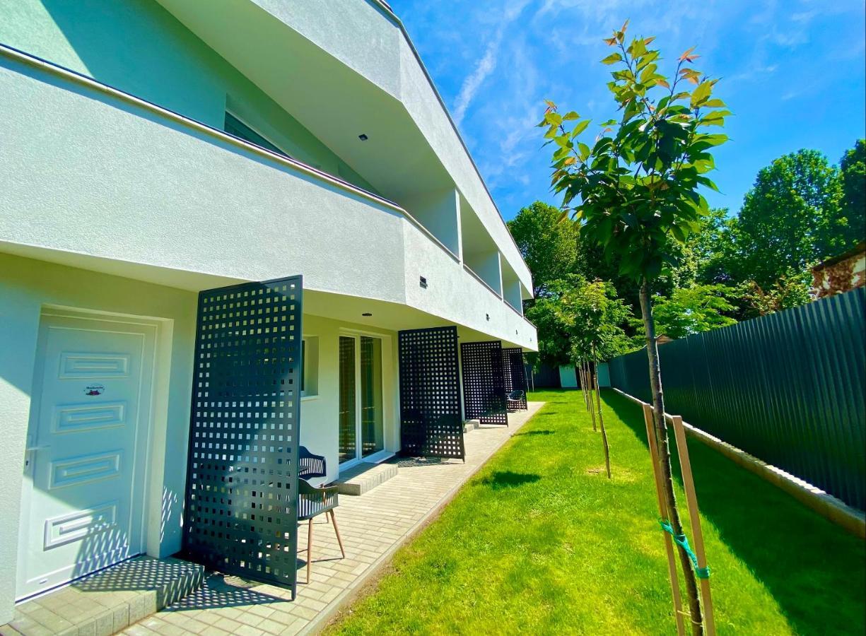 Lilac Apartman 발라톤엘 외부 사진