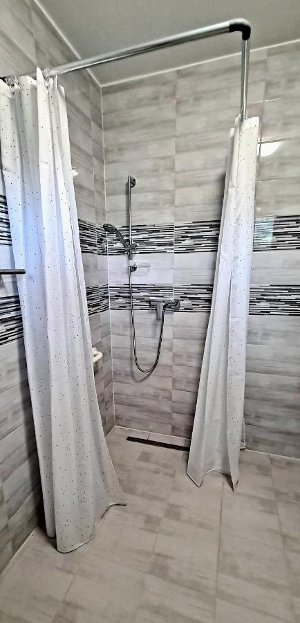 Lilac Apartman 발라톤엘 외부 사진